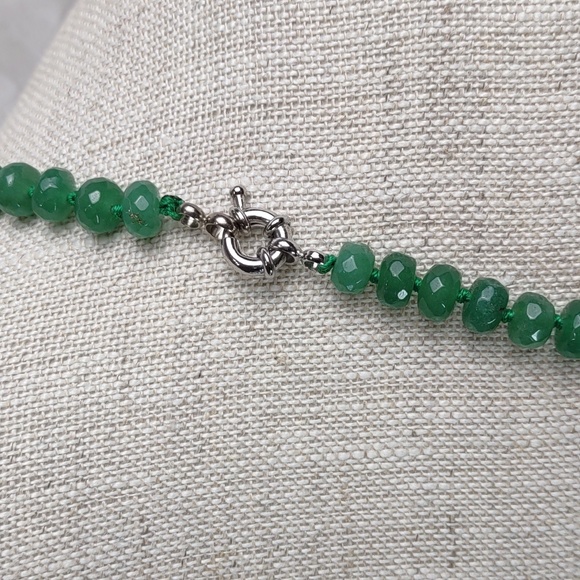 Artisan Crafted Faceted Jade Gemstone Necklace - Picture 2 of 4